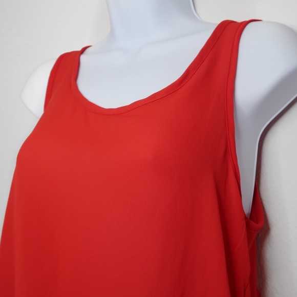 Haute Monde | Red Bow Back Sleeveless Top - Picture 2 of 5